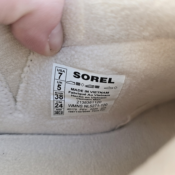 Sorel Out N About IV MINI PUFFY Women's Boot - Picture 8 of 8